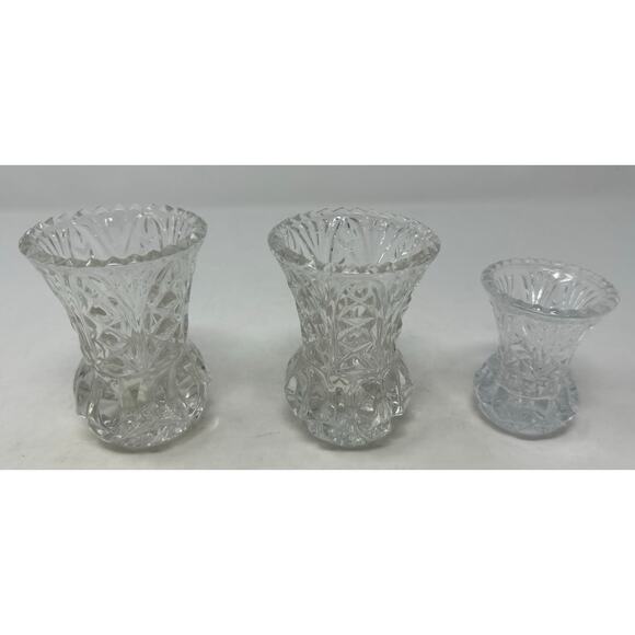 Clear Crystal Thumbprint‎ Vintage Sawtooth Edge Vase 3 3/4" Tall - Picture 2 of 4